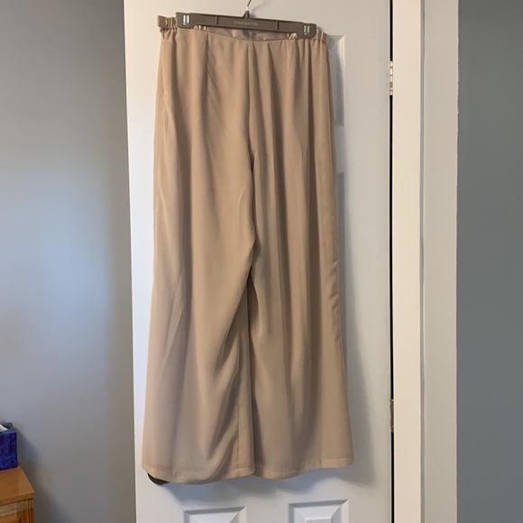 JS Collections elegant 3 piece pantsuit - Picture 5 of 8